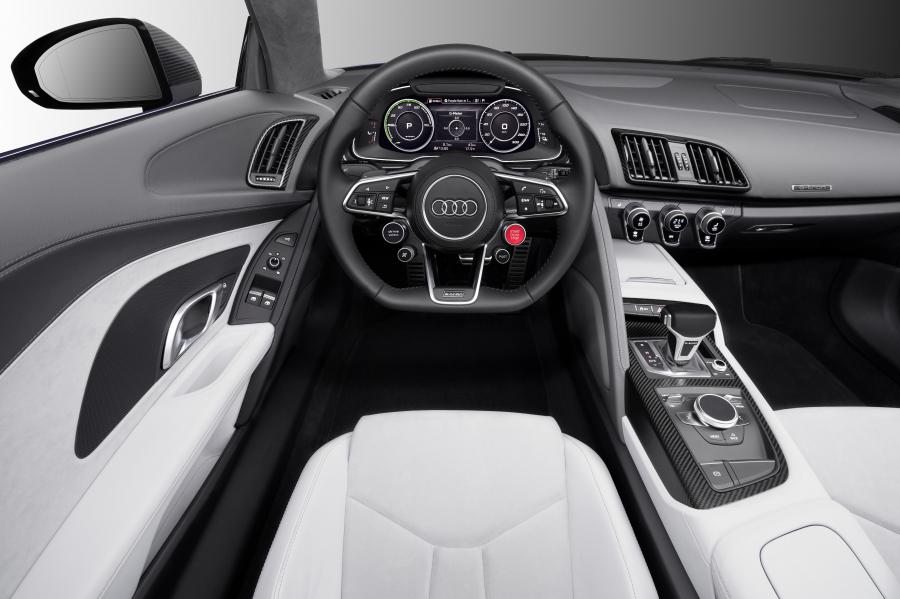 Торпедо Audi R8 e-tron Piloted Driving Concept 2015 года  (фото 12 из 12)